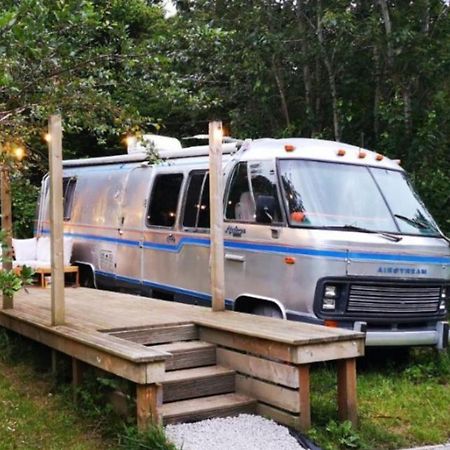 Glamping 1970 American Airstream Motorhome Ponsanooth Zewnętrze zdjęcie