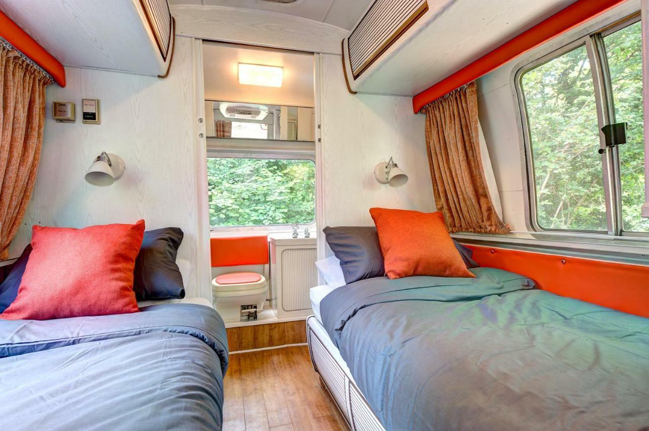 Glamping 1970 American Airstream Motorhome Ponsanooth Zewnętrze zdjęcie