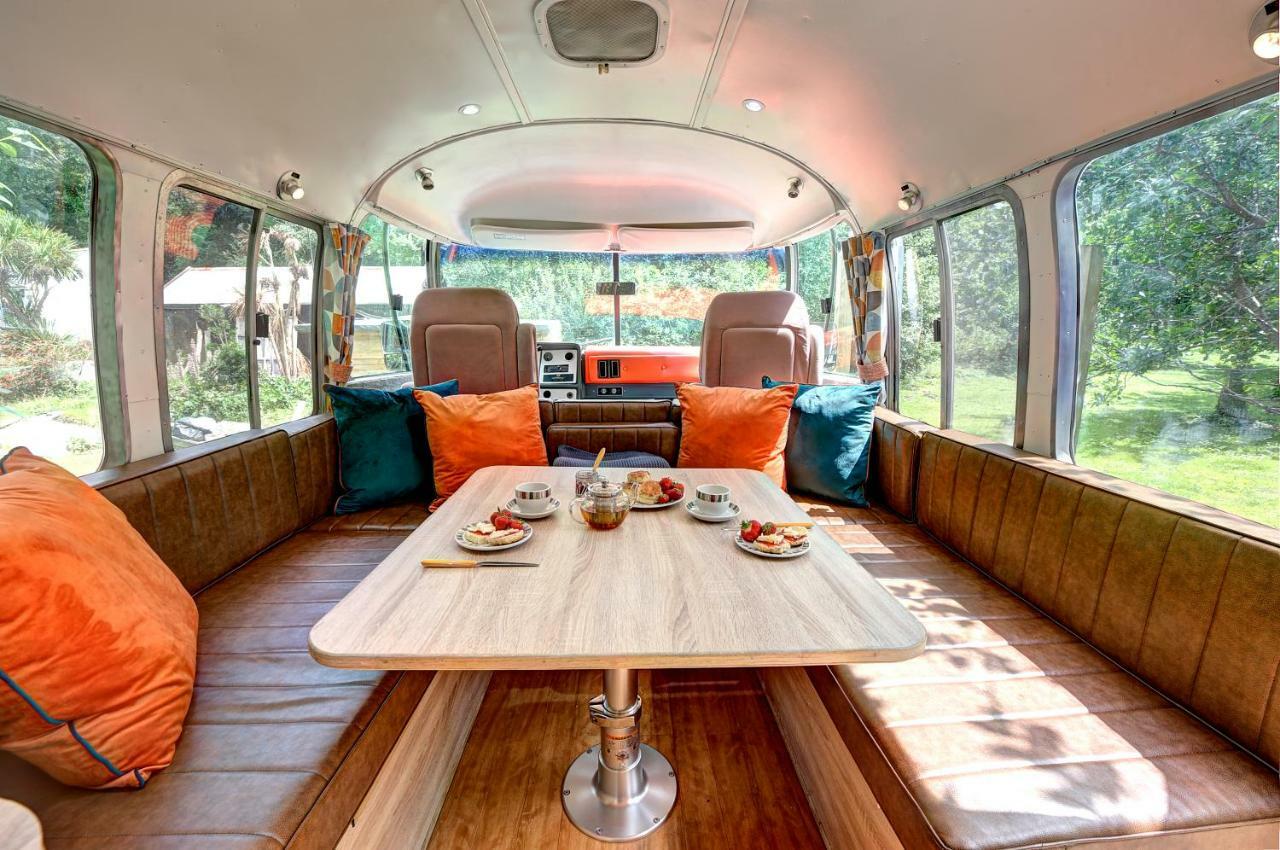 Glamping 1970 American Airstream Motorhome Ponsanooth Zewnętrze zdjęcie