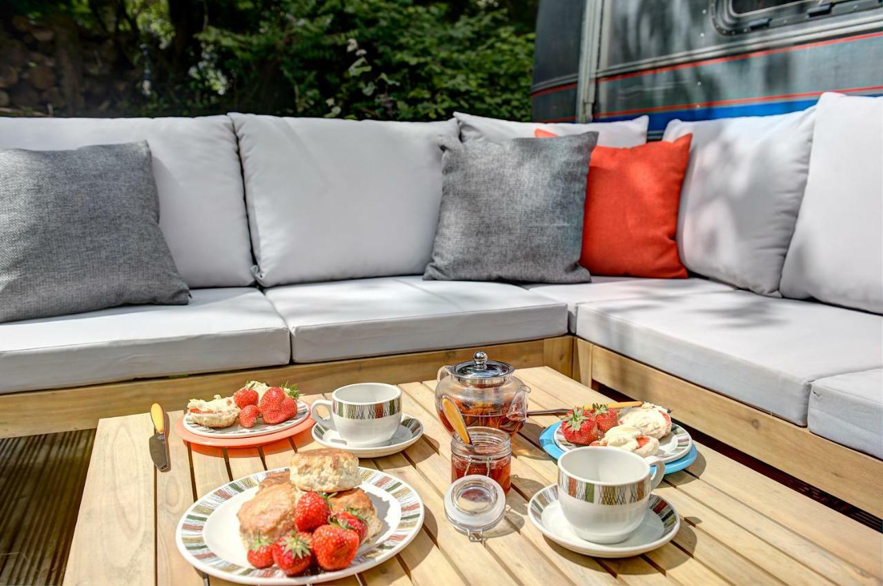 Glamping 1970 American Airstream Motorhome Ponsanooth Zewnętrze zdjęcie